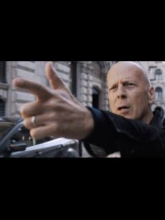 [x]ブルース・ウィリスがイーライ・ロスとタッグを組んだ壮絶な復讐劇／映画『デス・ウィッシュ』特報 - YouTube