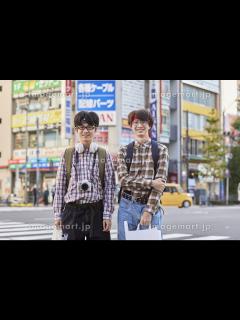 [x]日本人のオタク男性の写真素材 [185017249] - イメージマート