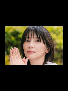 [x]奥菜恵、広瀬すずと「DNAがつながっている」恩人・岩井俊二監督も感嘆した新旧“美少女”の奇跡の共演 - YouTube