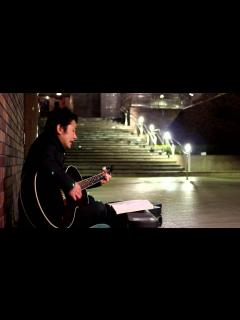 [x]HERO Mr.Children 歌ってみた【三善翔順／ギター弾き語り／121222】 - YouTube
