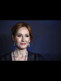 [x]This is how much JK Rowling earns every minute