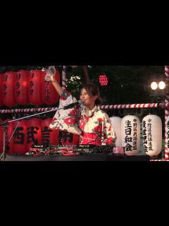 [x]ボンジョビで盆踊り(Livin' On A Prayer / DJ Celly )中野駅前大盆踊り大会 2023年8月5日 - YouTube