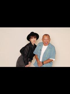 [x]「無学 鶴の間」笑福亭鶴瓶×第6回ゲスト・吉瀬美智子 コメント映像 - YouTube