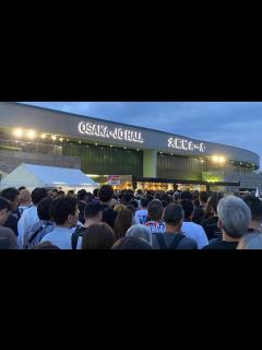 [x]2024.6.26 長渕剛ライブ BLOOD in 大阪城ホール ライブ開演前のファンによる演奏 祈り - YouTube