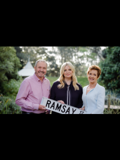 [x]Neighbours star Mischa Barton reveals sister twist in Reece Sinclair story