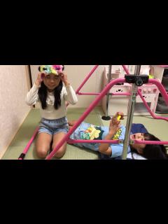 [x]幼稚園・小学生の姉妹で腹筋対決 - ニコニコ動画