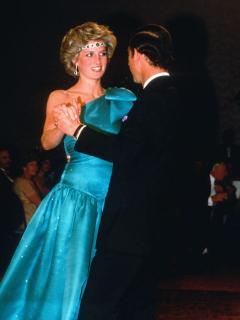[x]キャサリン皇太子妃、ダイアナ元妃のチョーカーで亡き義母への敬意を表す｜ハーパーズ バザー（Harper's BAZAAR）公式